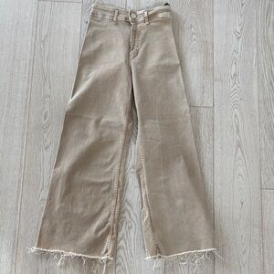 Zara size 4 tan stretch jeans.